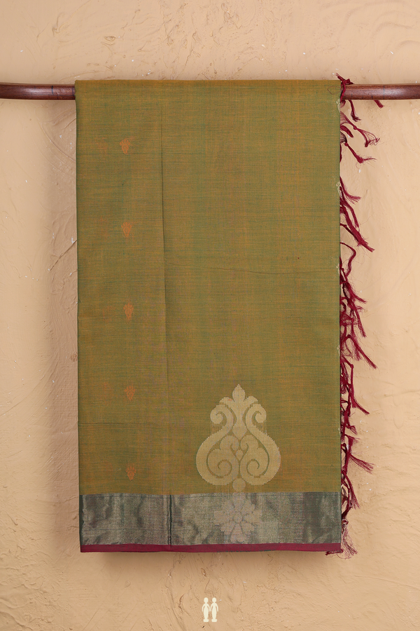 Coimbatore Cotton Saree In Dual Tone With Threadwork Buttas