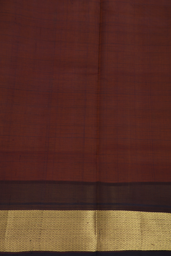 Traditional Silk Cotton Saree In Orange With Paisley Buttas