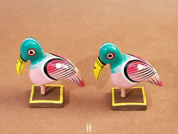 Set Of 2 Wooden Handicraft Multicolor Birds For Showpiece
