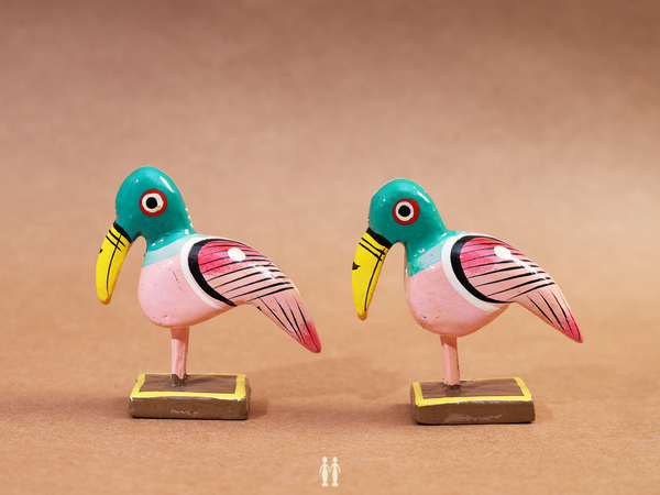 Set Of 2 Wooden Handicraft Multicolor Birds For Showpiece