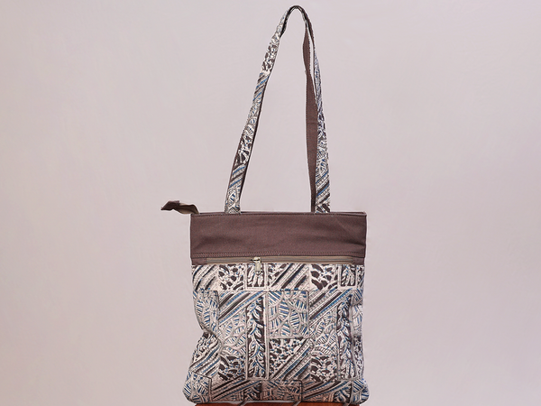 Kalamkari Printed Design Beige Cotton Hand Bag