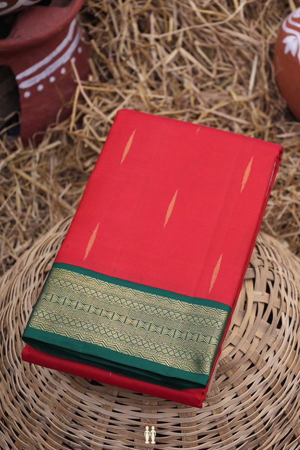 Kanchipuram Silk Saree In Scarlet Red With Malli Moggu Buttas