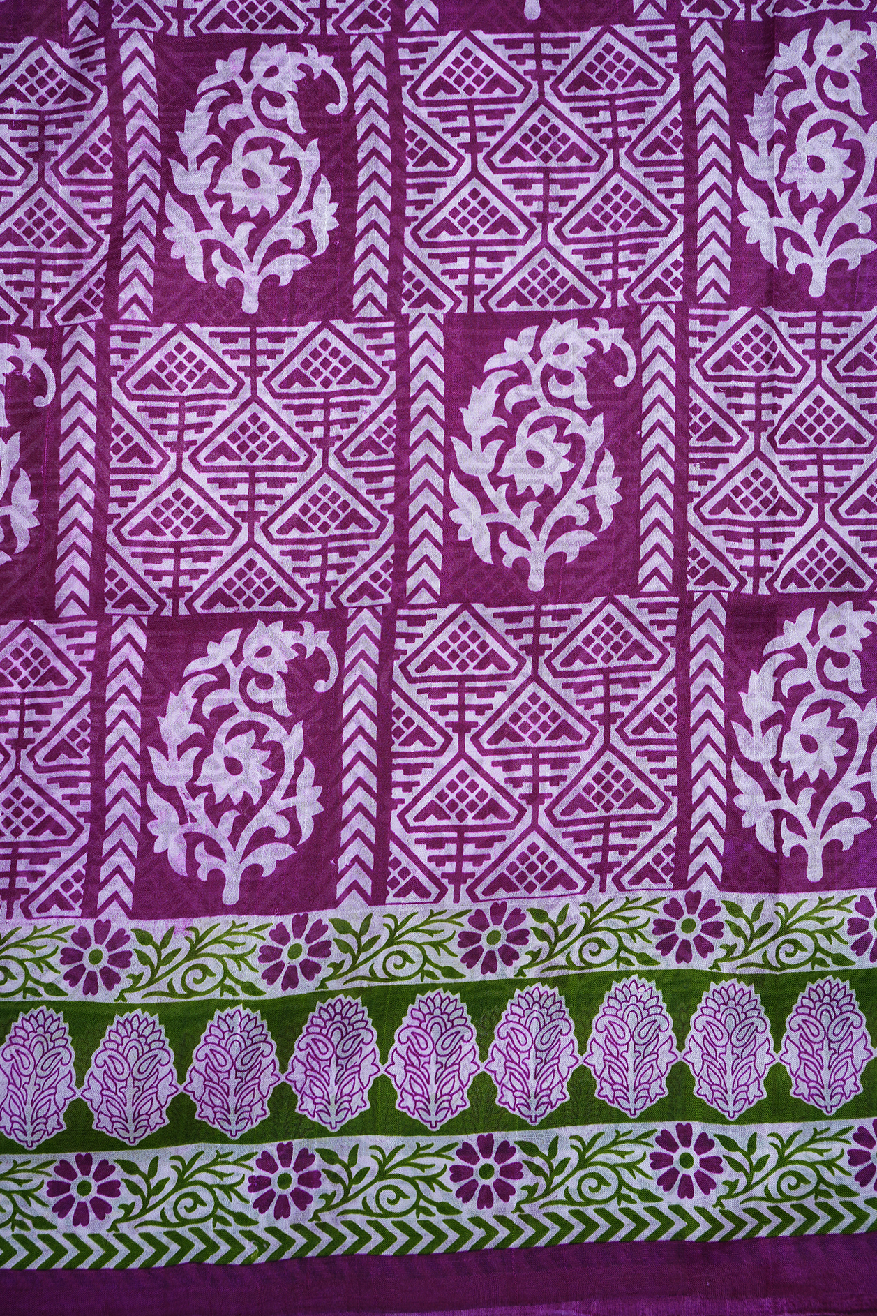 Allover Design Grape Purple Printed Silk Saree