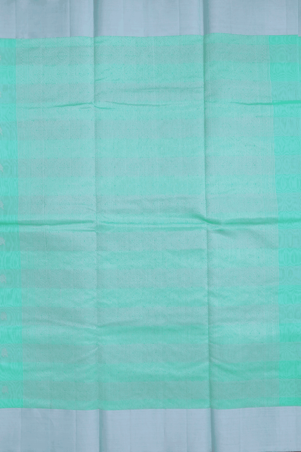 Kora Silk Cotton Saree In Sea Green With Floral Buttas