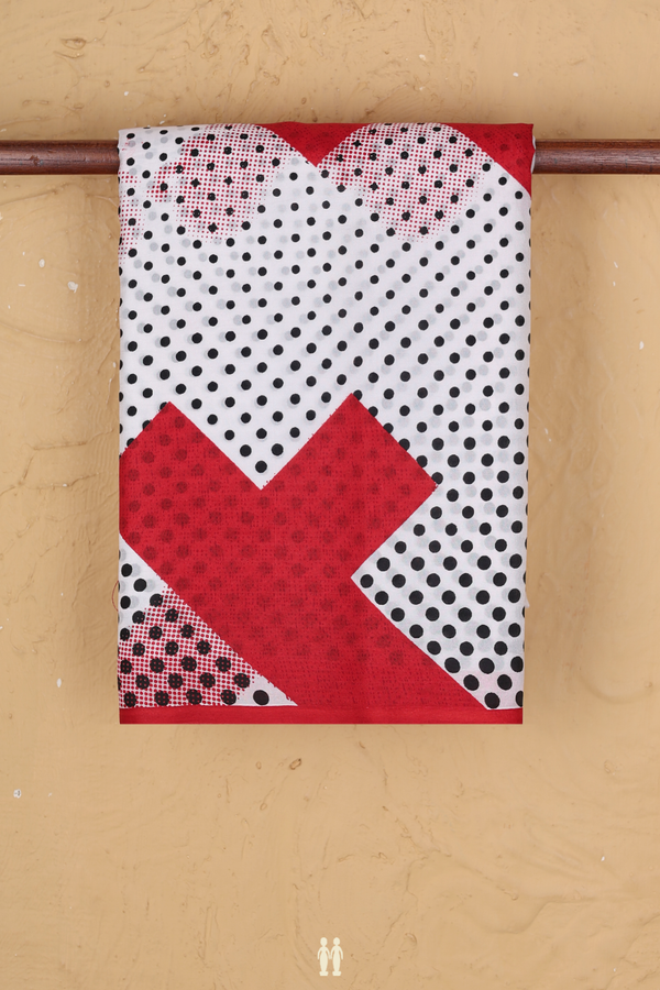 Printed Silk Saree In White With Printed Design