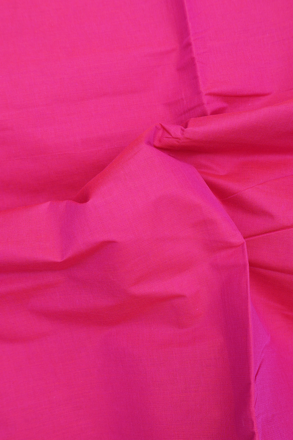 Mangalagiri Cotton Saree In Plain Magenta With Zari Border