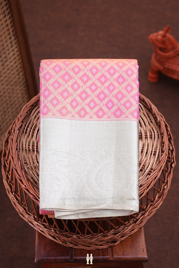 Kanchipuram Silk Saree In Pink Tissue With Diamond Design