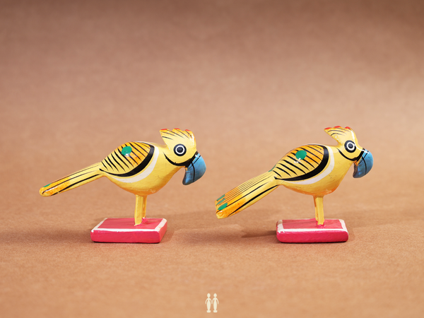 Set Of 2 Wooden Handicraft Multicolor Birds For Showpiece