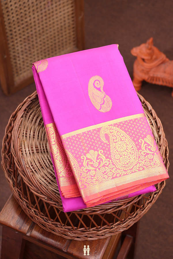 Kanchipuram Silk Saree In Magenta With Paisley Motifs