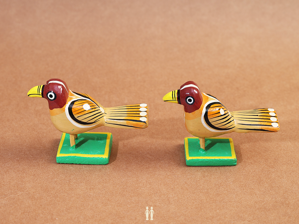 Set Of 2 Wooden Handicraft Multicolor Birds For Showpiece