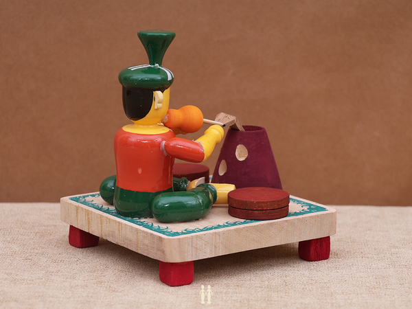 Wooden Handicraft Snake Handler Set For Showpiece