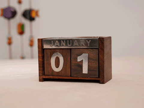Wooden Never Ending Date Calendar With Tea Coaster For Decor