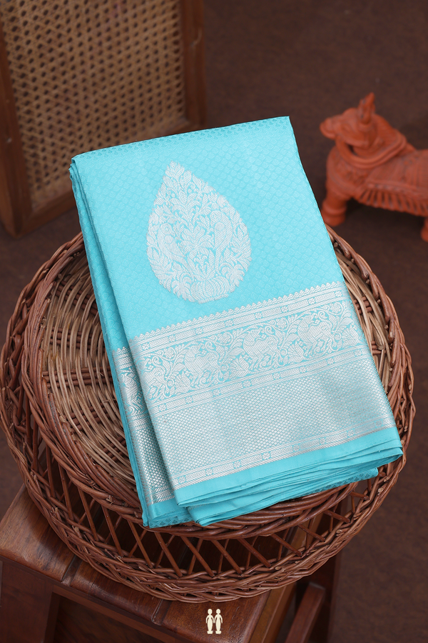 Kanchipuram Silk Saree In Sky Blue With Jacquard Pattern