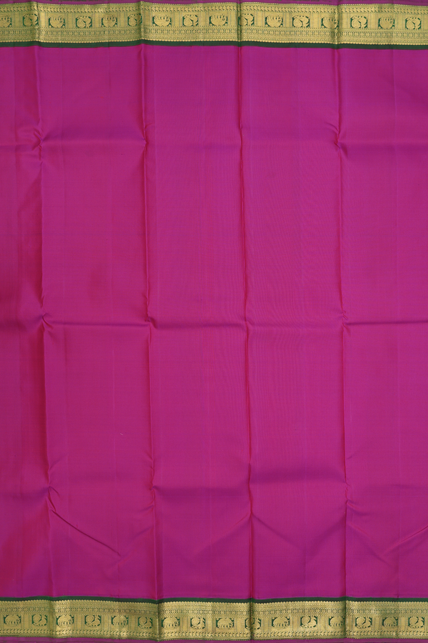 Kanchipuram Silk Saree In Plain Dual Tone With Korvai Border