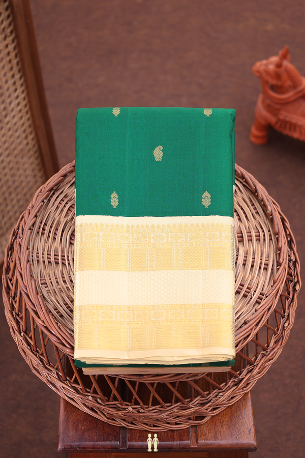 Kanchipuram Silk Saree Green With Paisley Buttas