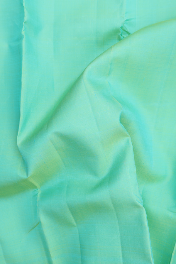 Kanchipuram Silk Saree In Sea Green With Contrast Border