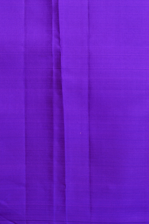 Kanchipuram Silk Saree In Royal Purple With Brocade Design