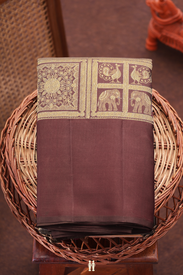 Kanchipuram Silk Saree In Coffee Brown With Brocade Design
