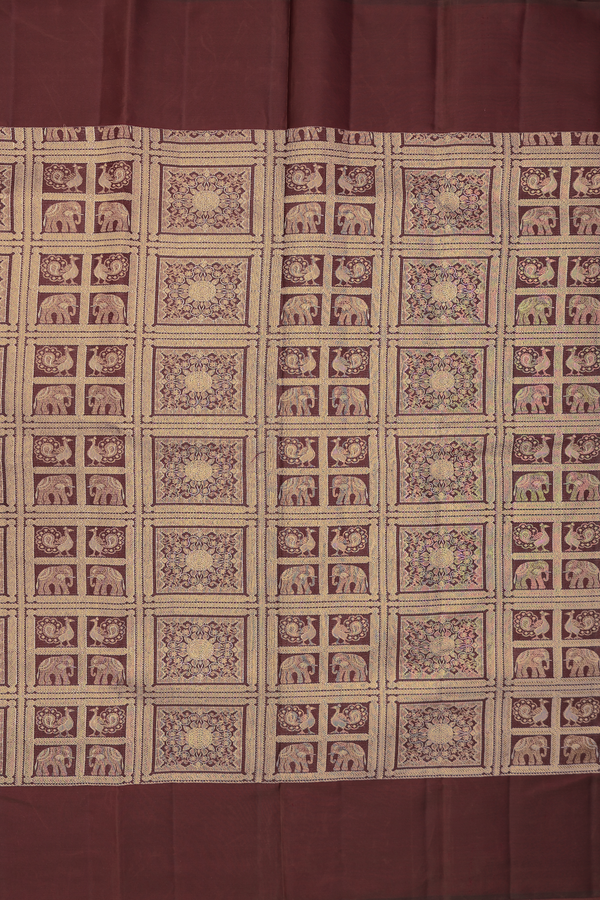 Kanchipuram Silk Saree In Coffee Brown With Brocade Design