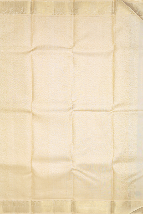 Kanchipuram Silk Saree In Dark Green With Paisley Buttas