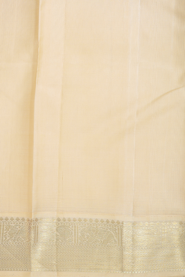 Kanchipuram Silk Saree In Dark Green With Paisley Buttas