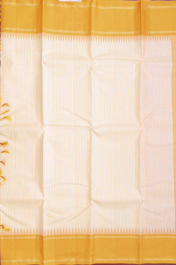 Kanchipuram Silk Saree In Beige With Checks Design