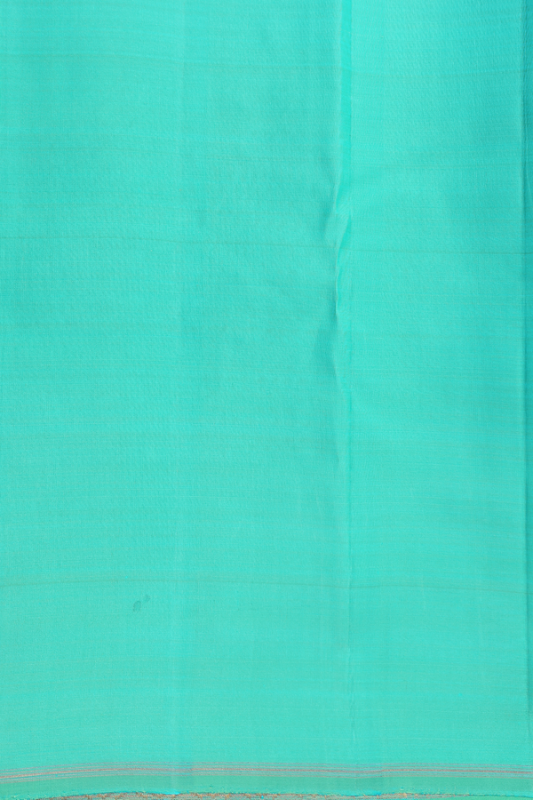 Kanchipuram Silk Saree In Deep Purple With Floral Motifs