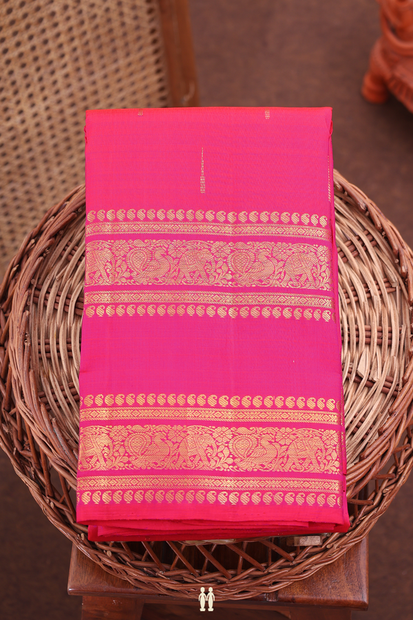 Kanchipuram Silk Saree In Rani Pink With Malli Moggu Buttas