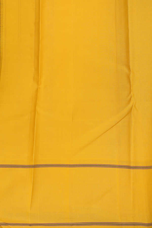Kanchipuram Silk Saree In Berry Red With Contrast Border
