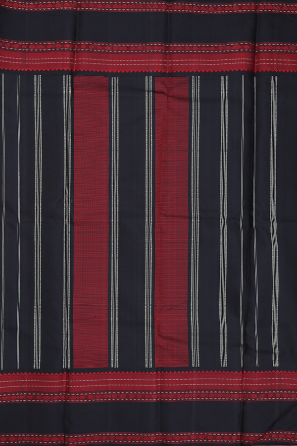 Kanchipuram Silk Saree In Cream Color With Contrast Border