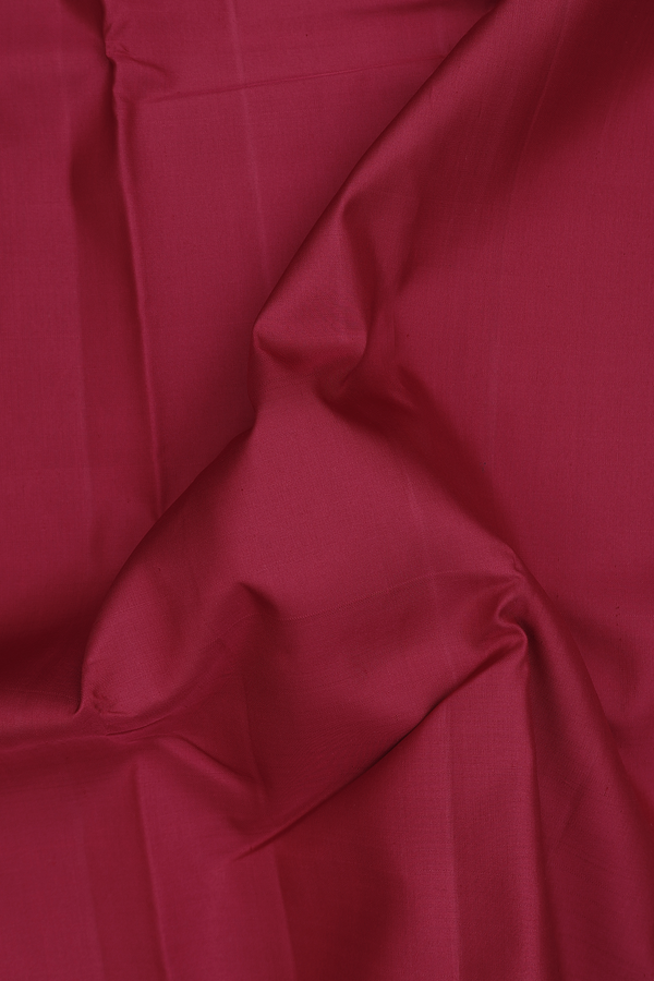 Kanchipuram Silk Saree Plain Red With Korvai Border