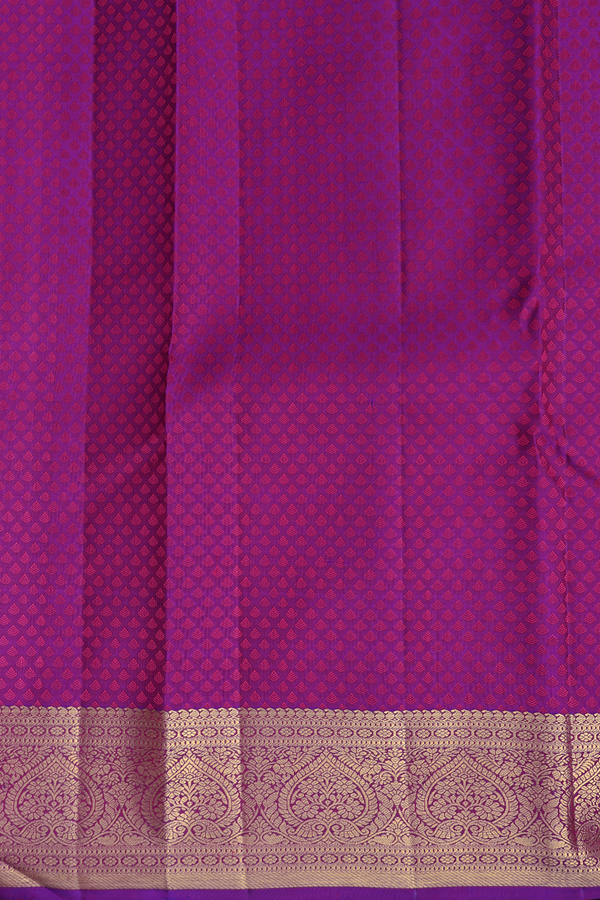 Kanchipuram Silk Saree In Coral Pink With Jacquard Pattern