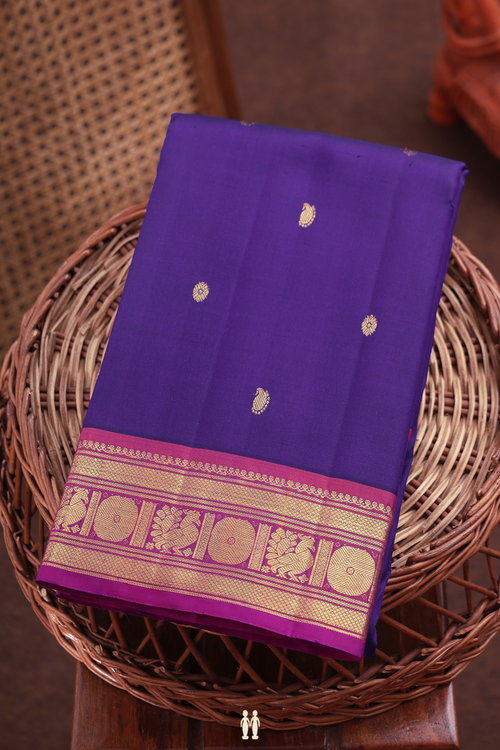 Kanchipuram Silk Saree In Royal Blue With Paisley Buttas