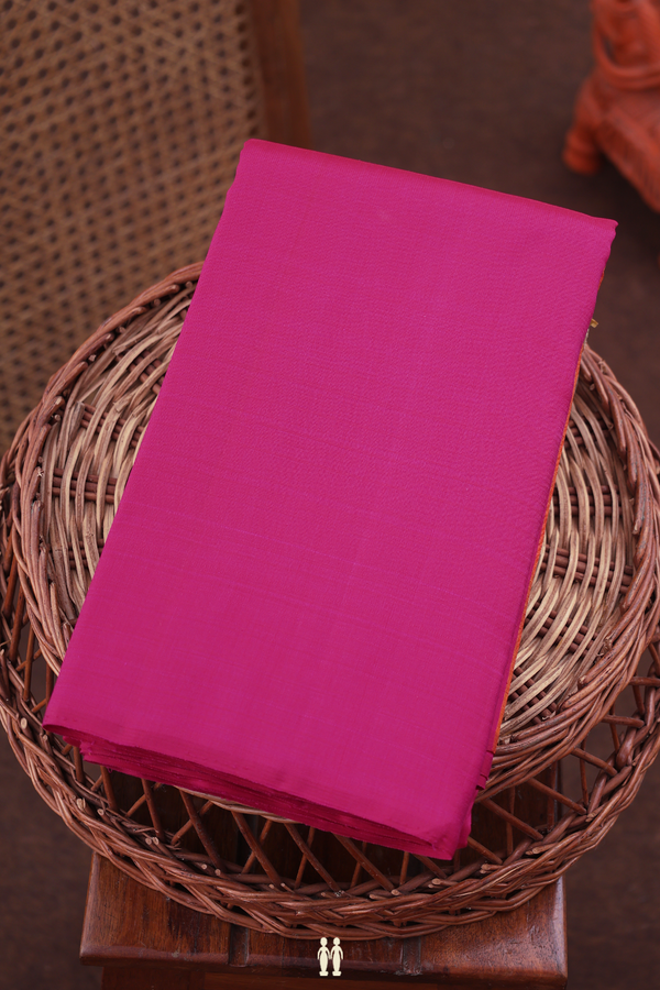 Kanchipuram Silk Saree In Plain Dark Pink With Paisley Pallu
