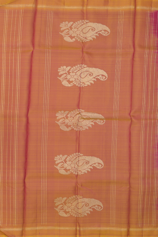 Kanchipuram Silk Saree In Red With Zari Buttas