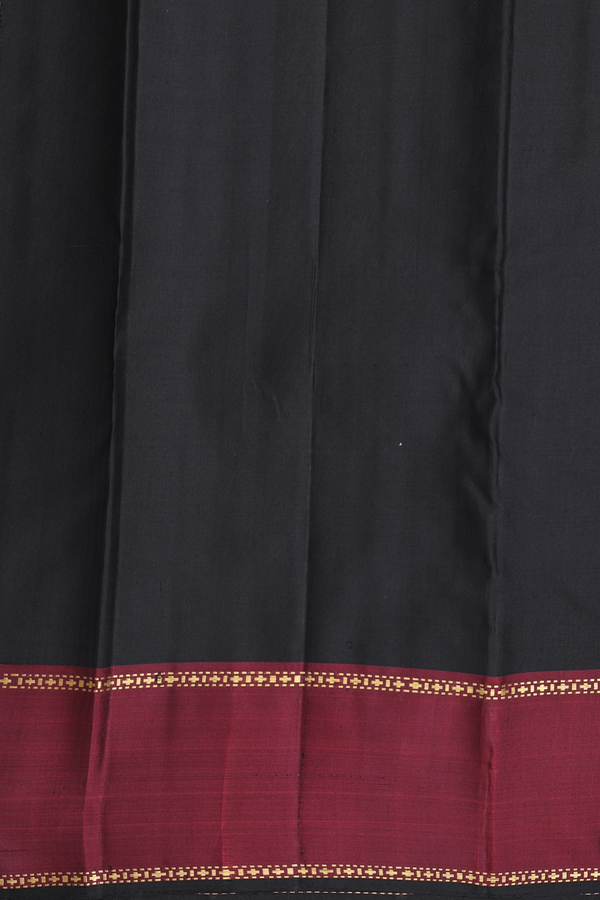 Kanchipuram Silk Saree In Black With Checks Design
