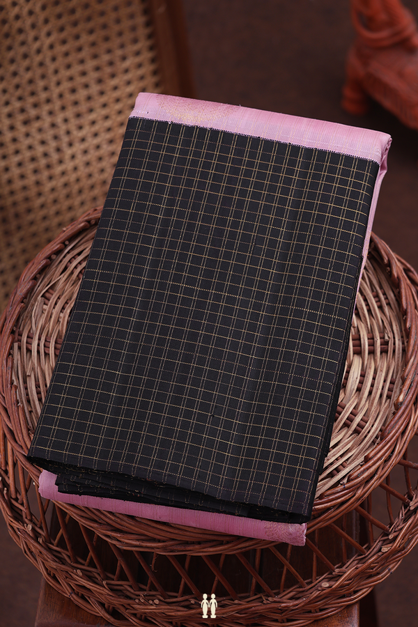 Kanchipuram Silk Saree In Pink Along Stripes With Motifs