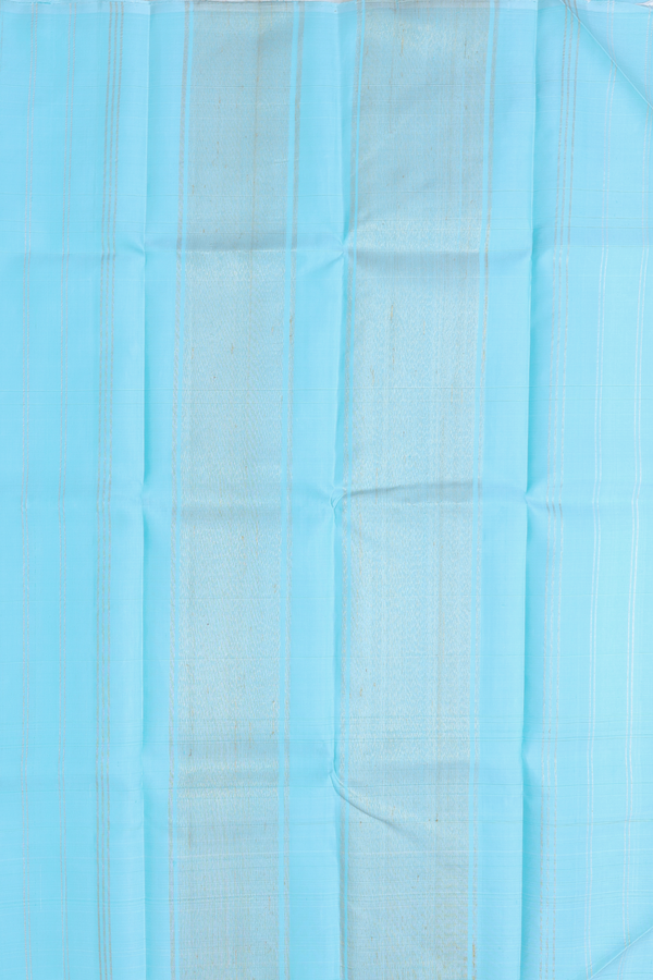 Kanchipuram Silk Saree In White With Malli Moggu Buttas