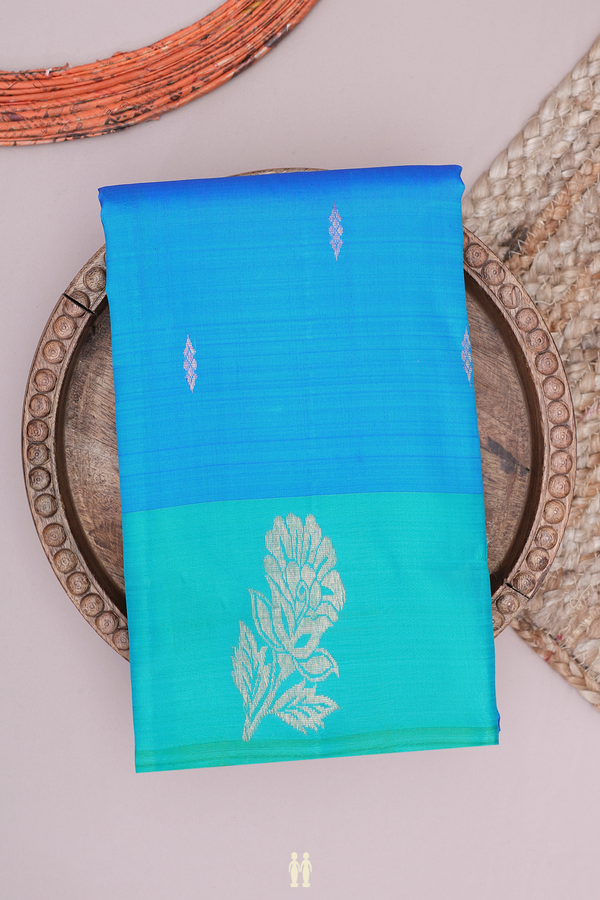 Kanchipuram Silk Saree In Cerulean Blue With Zari Buttas