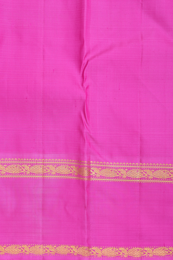 Kanchipuram Silk Saree In Green And White With Checks Design