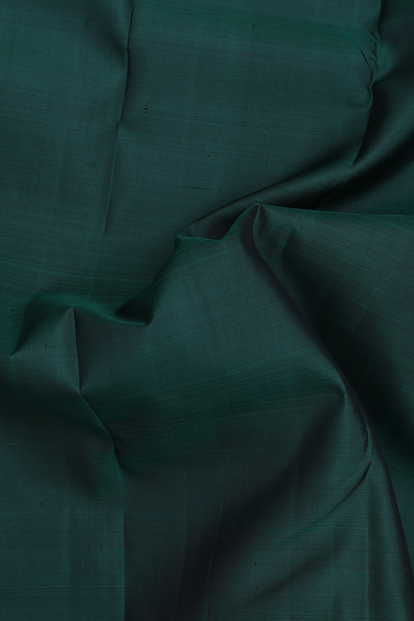 Kanchipuram Silk Saree In Green With Ganga Jamuna Border