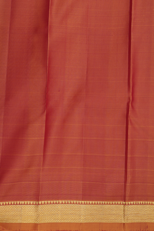 Kanchipuram Silk Saree In Manthulir With Checks Design