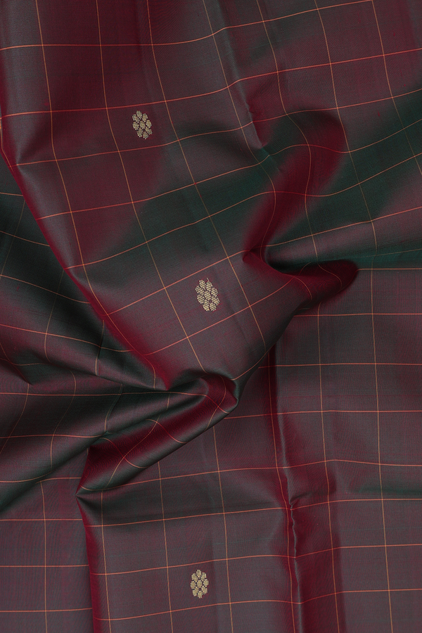 Kanchipuram Silk Saree In Manthulir With Checks Design