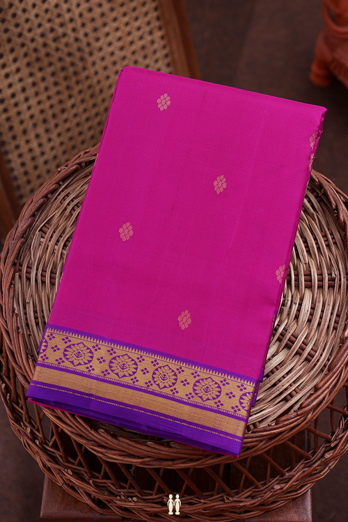 Kanchipuram Silk Saree In Dark Pink With Floral Buttas