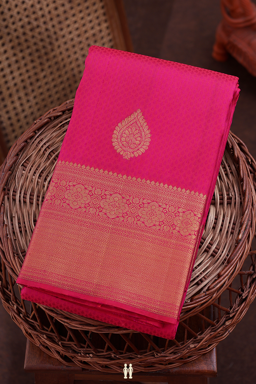 Kanchipuram Silk Saree In Pink With Jacquard Pattern