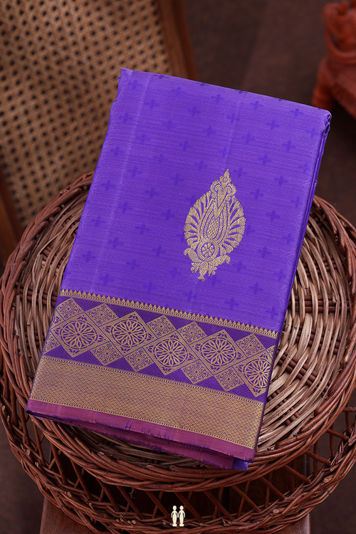 Kanchipuram Silk Saree In Violet With Jacquard Pattern