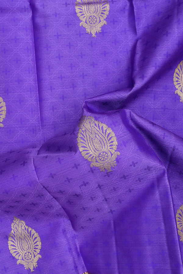 Kanchipuram Silk Saree In Violet With Jacquard Pattern