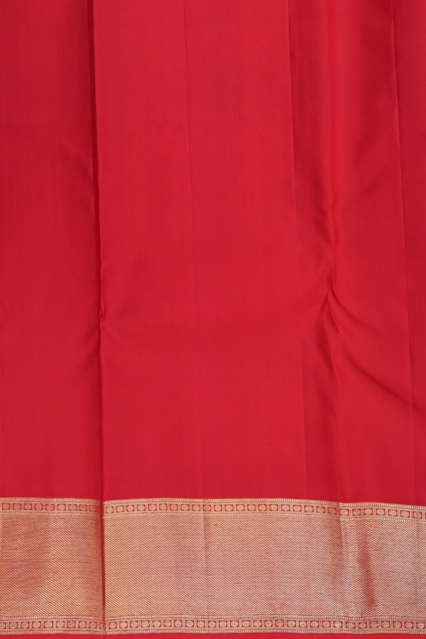 Kanchipuram Silk Saree In Chilli Red With Brocade Design