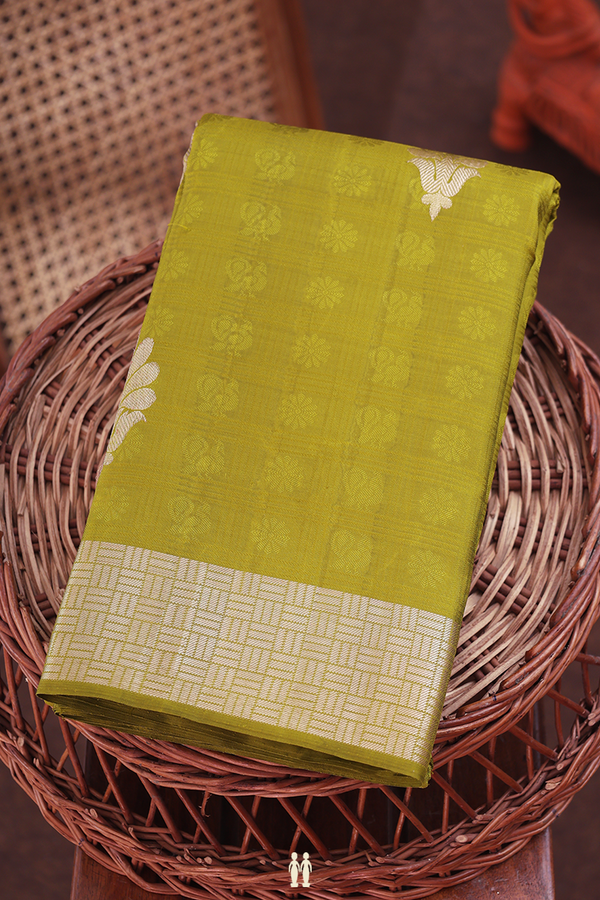 Kanchipuram Silk Saree In Olive Green With Jacquard Pattern