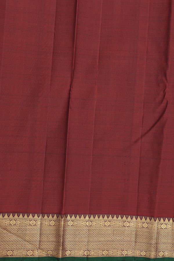 Kanchipuram Silk Saree In Dark Green With Zari Border